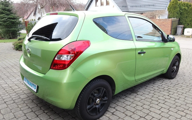 Hyundai i20 cena 14900 przebieg: 195270, rok produkcji 2009 z Pasłęk małe 172